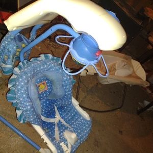 Baby's things I can fit it in a box to ship if bought